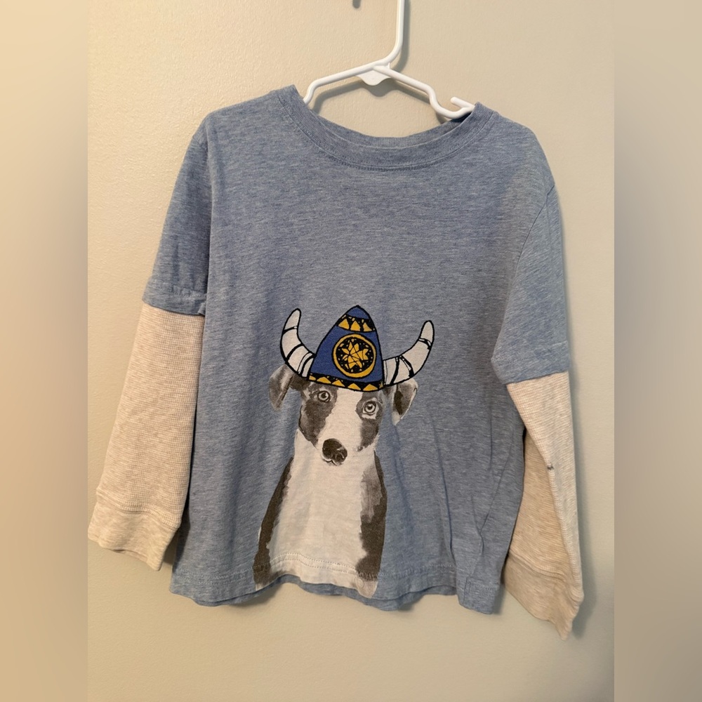 Hanna Andersson Blue & Cream Long Sleeve Tee with Dog Graphic